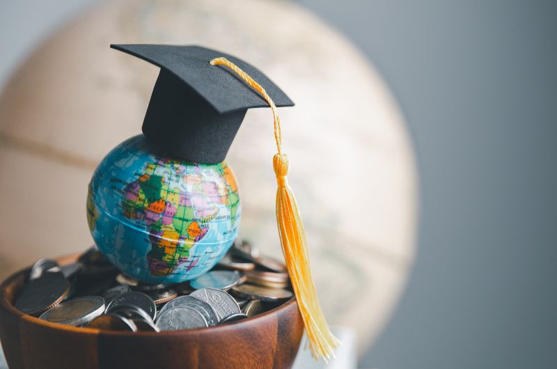 探索海外升學的精彩世界：為何海外留學是你生命中的重要選擇